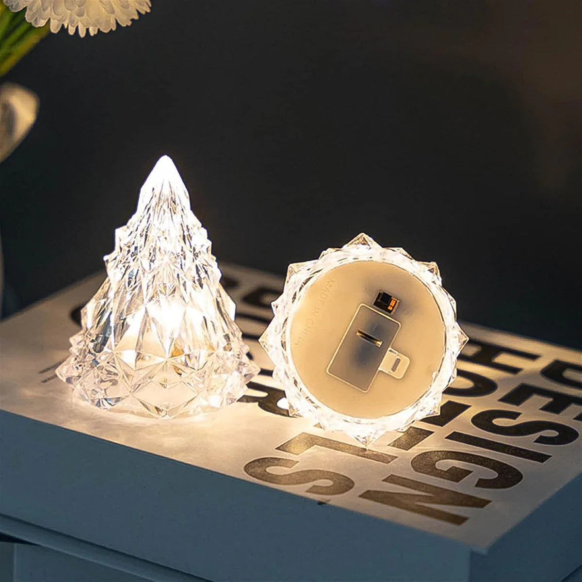 Iceberg / Pyramid Candlelight Tea Light(1 Pc)