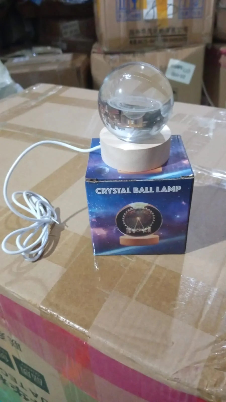 Astronaut 3D Crystal Ball lamps With Wood Base (1 Pc)